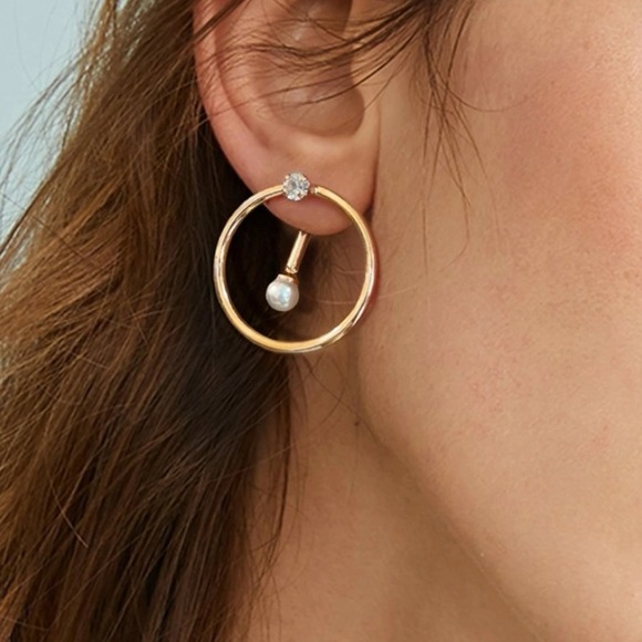 Free People Jewelry - Gold abstract minimalist hoop earrings